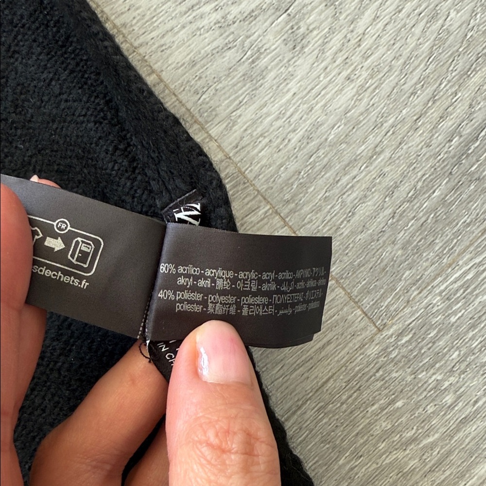 Zara Black Scarf - Picture 3 of 4